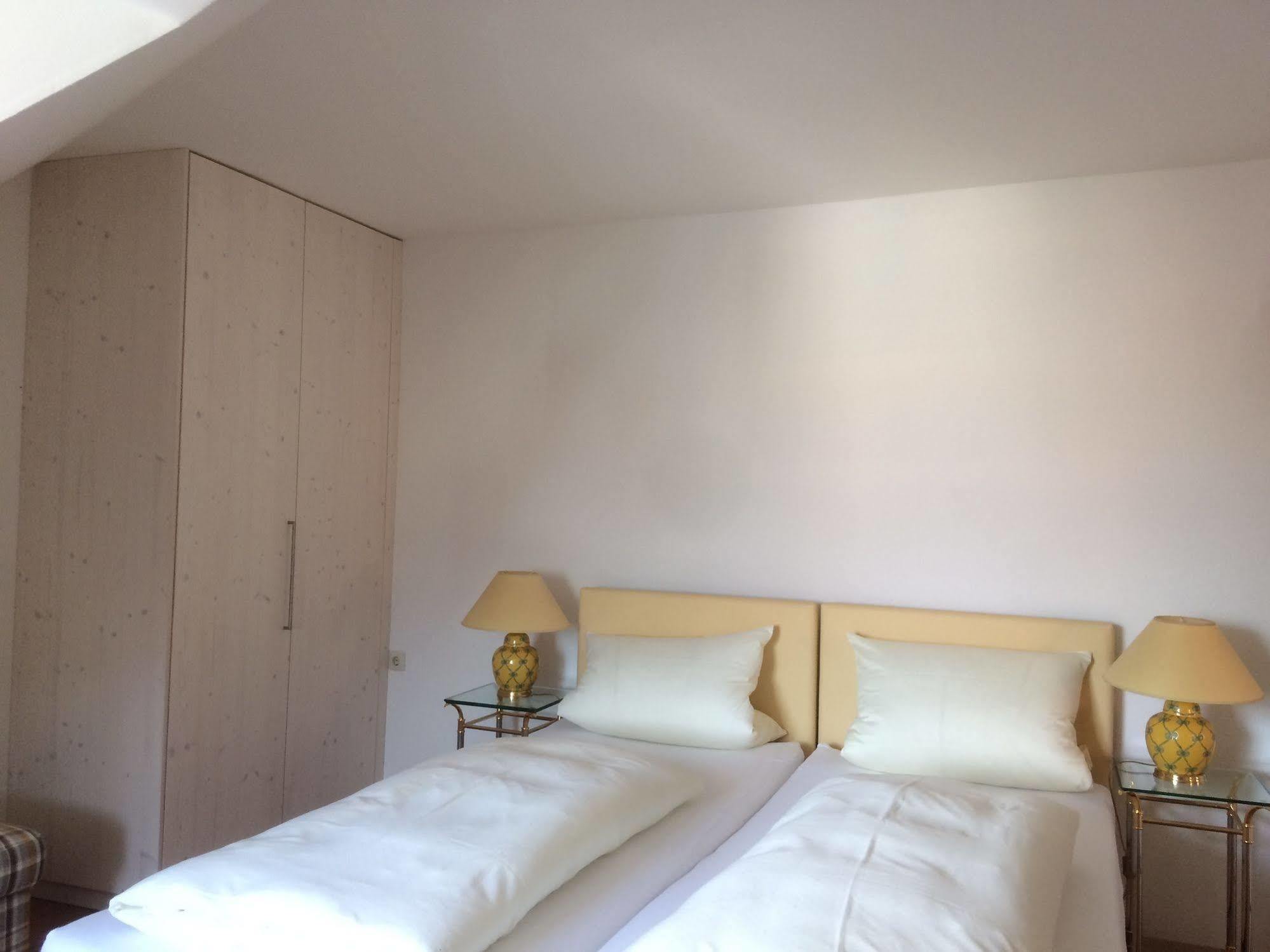 Hotel Spiegel Garni Линдау Екстериор снимка